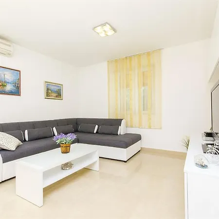 Ferienhaus Vesa Sevid
